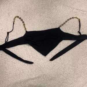 WEWOREWHAT Adjustable + Shell Tie Straps Tank Top in Black (*NEVER BEEN WORN*)